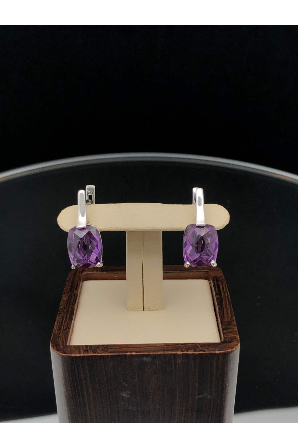 Valgest kullast aleksandriidikiviga kõrvarõngad Inglise lossil 0/44 40