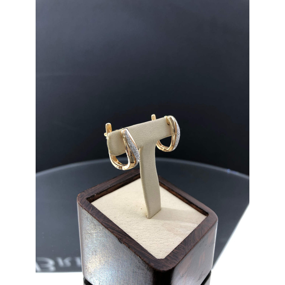 Золотые серьги с английским замком с бриллиантами 1/56 147