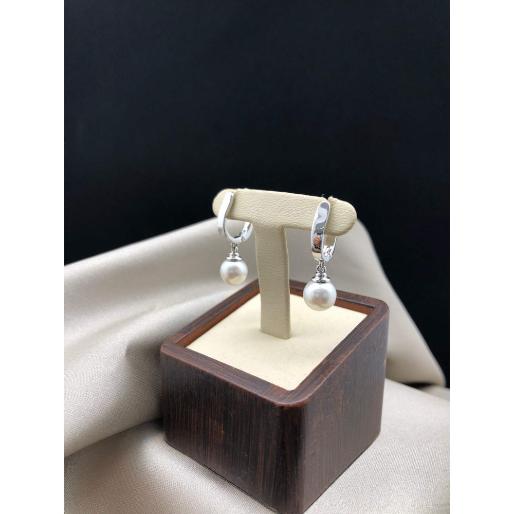 Серьги в белом золоте с жемчугом на английском замке 0/55 275