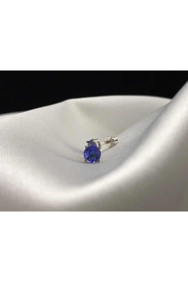 Valgest kullast kõrvarõngad tansaniitide ja musta roodiumiga 0/44 98