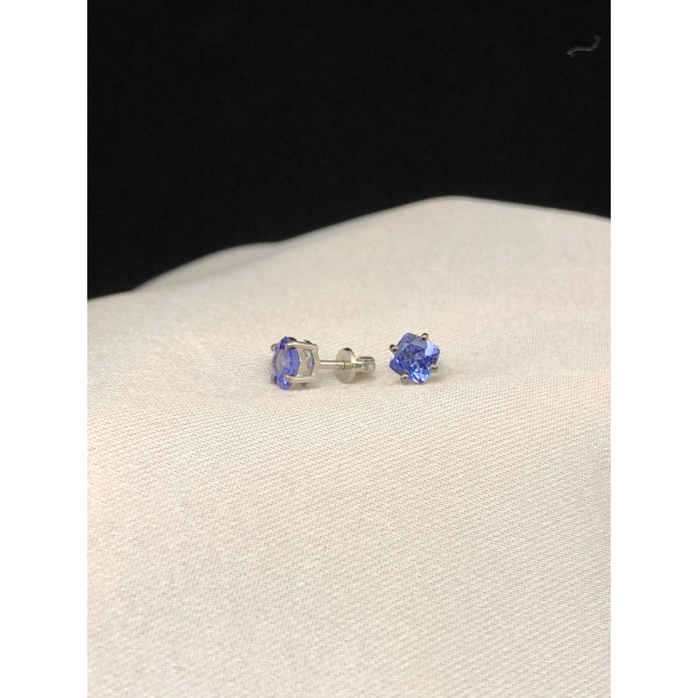 Пусеты в белом золоте с танзанитами и с черным родием 0/44 103