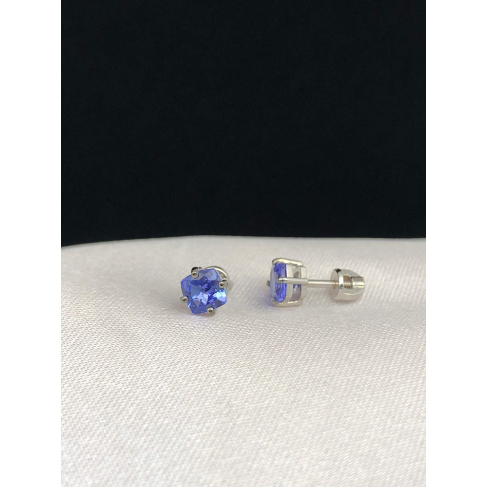 Пусеты в белом золоте с танзанитами и с черным родием 0/44 103