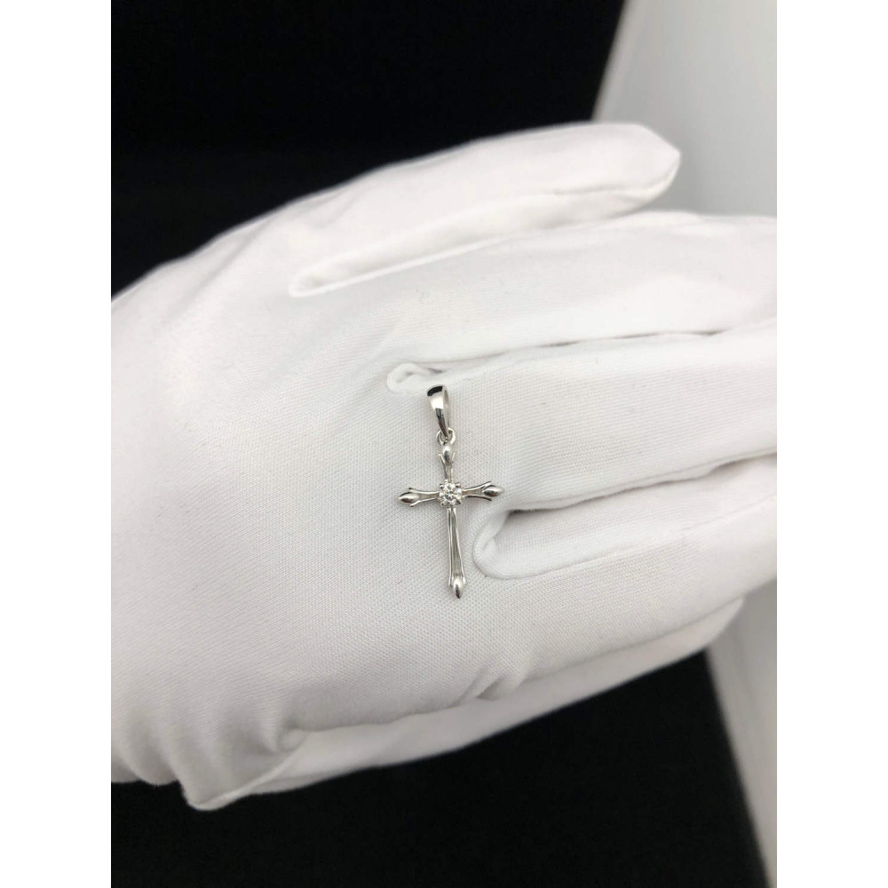 Подвеска крест из белого золота с бриллиантом 1/56 168