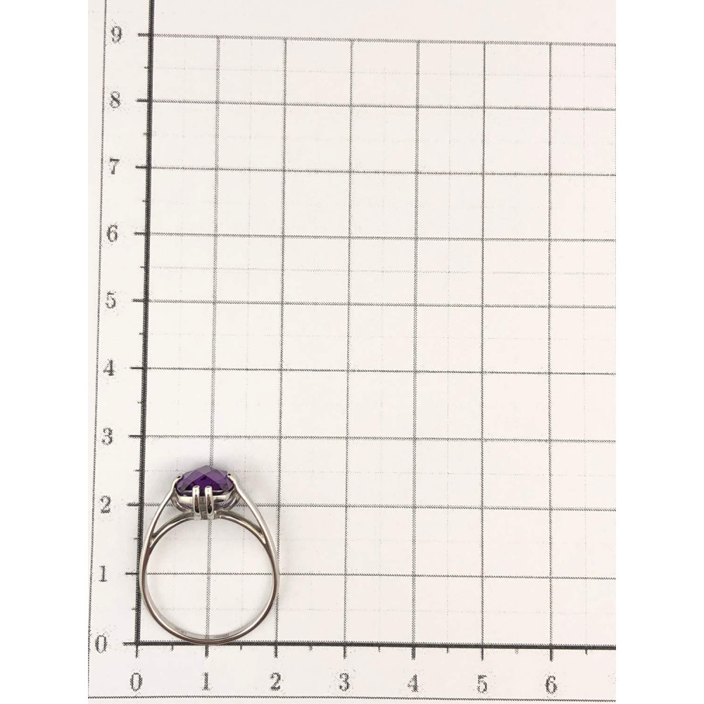 Кольцо в белом золоте с александритом 18.0 0/44 39