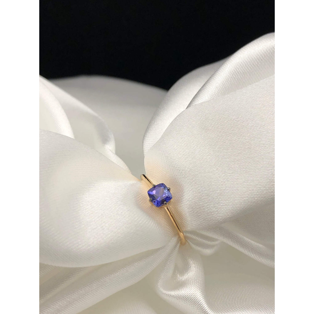 Kuldsõrmus tansaniidi ja musta roodiumiga 0/44 122