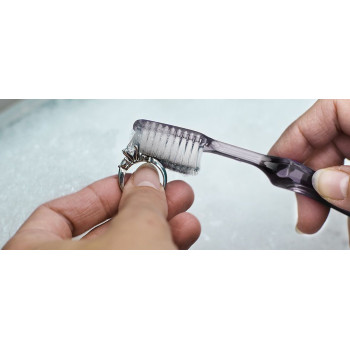 чистка украшений дома