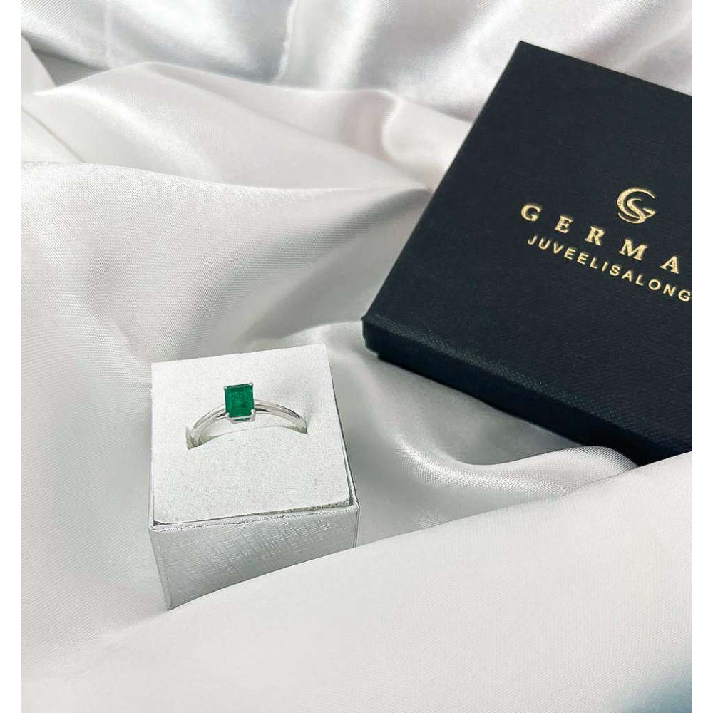 0,8 Ct Кольцо из белого золота с изумрудом